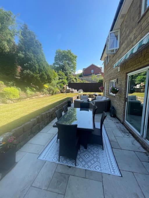 Home In Wirral - Peaceful Contemporary Gem. Buitenkant foto